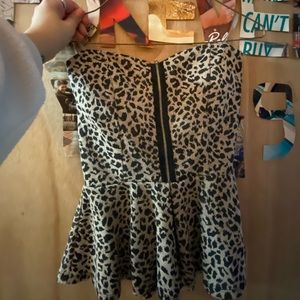 Leopard peplum backless tube top